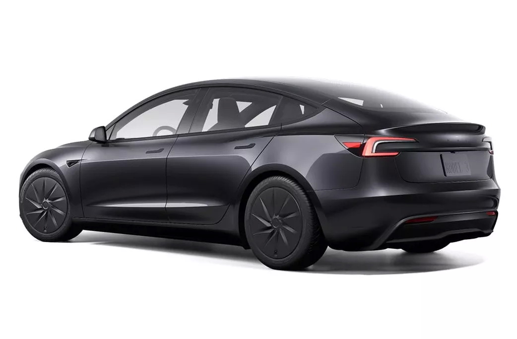 Tesla: Ντεμπούτο για τα βασικά Model Y και Model 3 Standard